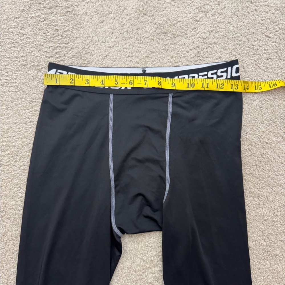 Source Unknown Men's Black Compression Boxer Brie… - image 4